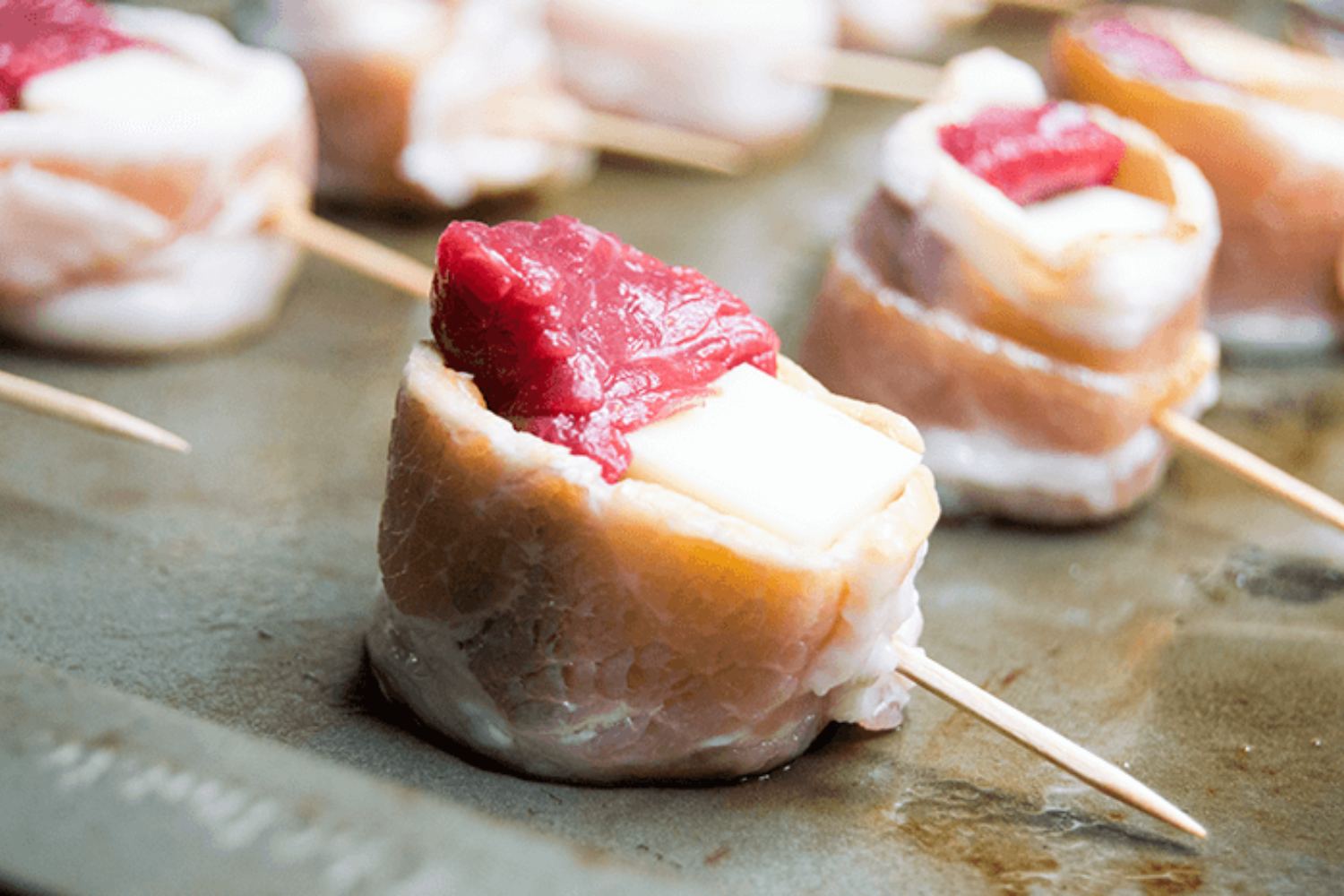 bacon-wrapped-halloumi-bison-bites-fold bacon-wrapped-halloumi-bison-bites-fold