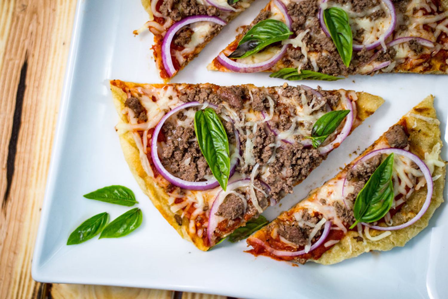 grilled-bison-pizza-fold